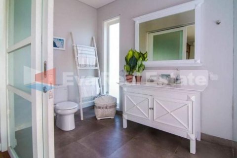 3 bedrooms Villa in Tibubeneng, Badung, Bali (2475) 19