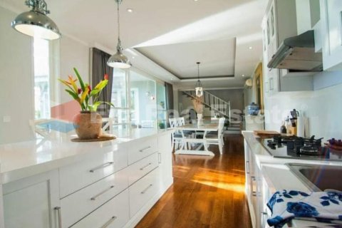 3 bedrooms Villa in Tibubeneng, Badung, Bali (2475) 10