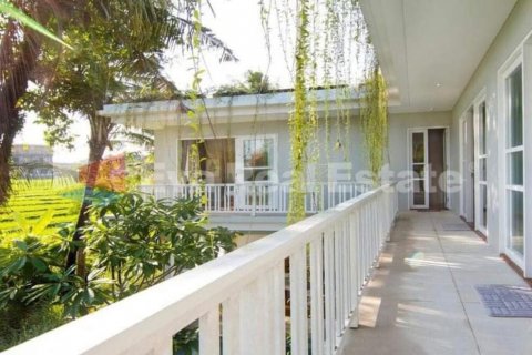 3 bedrooms Villa in Tibubeneng, Badung, Bali (2475) 23