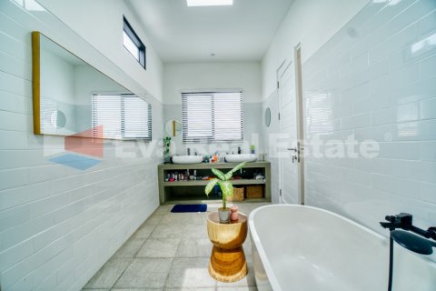 4 bedrooms Villa in Canggu, Badung, Bali (2474) 24