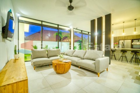4 bedrooms Villa in Canggu, Badung, Bali (2474) 5