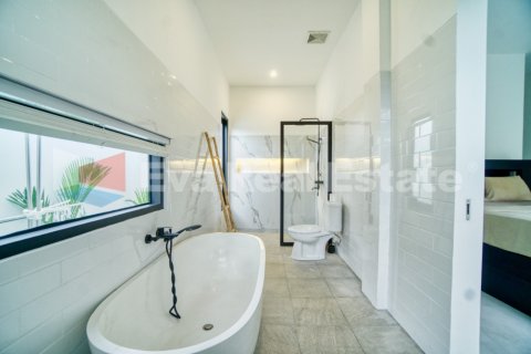 4 bedrooms Villa in Canggu, Badung, Bali (2474) 26