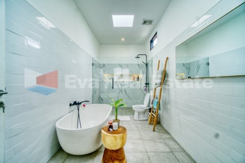 4 bedrooms Villa in Canggu, Badung, Bali (2474) 23