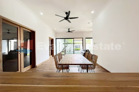 3 bedrooms Villa in Kerobokan, Badung, Bali (2471) 10