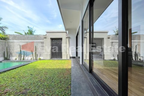 3 bedrooms Villa in Kerobokan, Badung, Bali (2471)