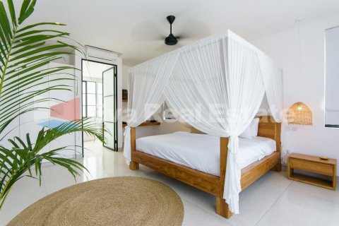 4 bedrooms Villa in Tibubeneng, Badung, Bali (2422) 12