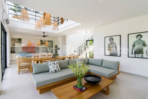 4 bedrooms Villa in Tibubeneng, Badung, Bali (2422) 4