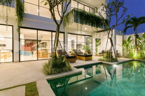 4 bedrooms Villa in Tibubeneng, Badung, Bali (2422) 22