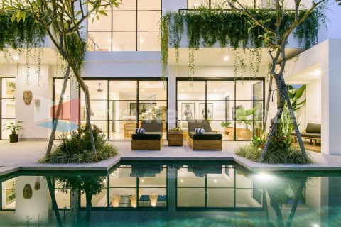 4 bedrooms Villa in Tibubeneng, Badung, Bali (2422) 20