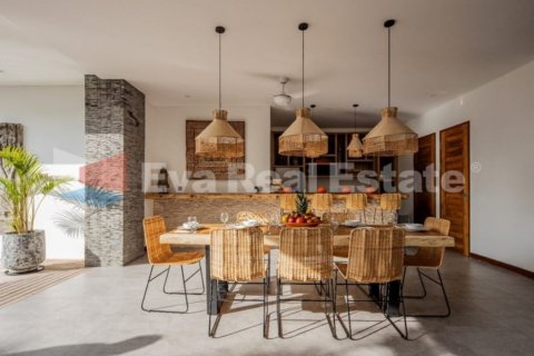 4 bedrooms Villa in Tibubeneng, Badung, Bali (2420) 3