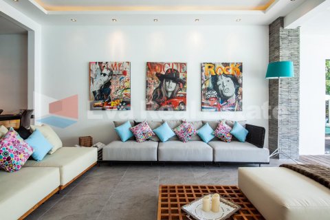 4 bedrooms Villa in Tibubeneng, Badung, Bali (2423) 6