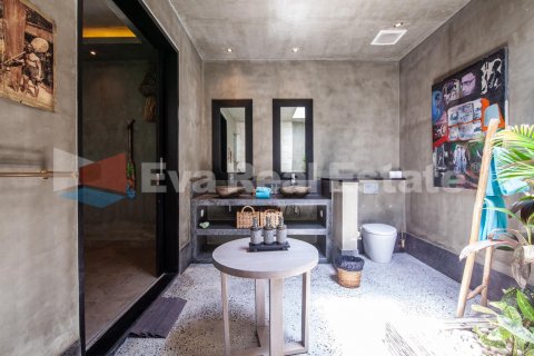 4 bedrooms Villa in Tibubeneng, Badung, Bali (2423) 28