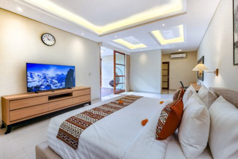 4 bedrooms Villa in Tampaksiring, Gianyar, Bali (13918) 15