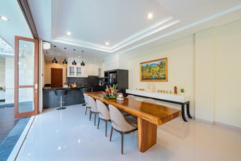 4 bedrooms Villa in Tampaksiring, Gianyar, Bali (13918) 6