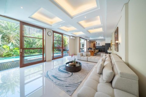 4 bedrooms Villa in Tampaksiring, Gianyar, Bali (13918) 8