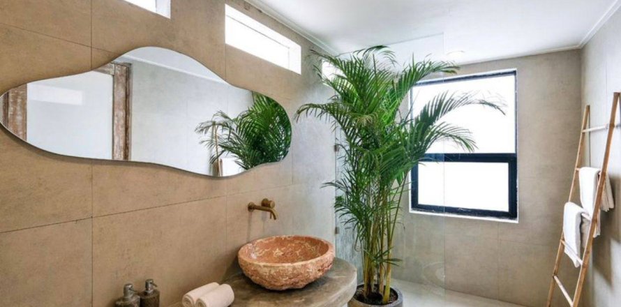3 bedrooms Villa in Canggu, Badung, Bali (15361)