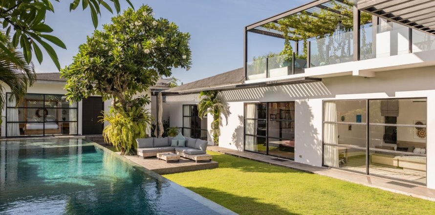 5 bedrooms House in Canggu, Badung, Bali (15751)
