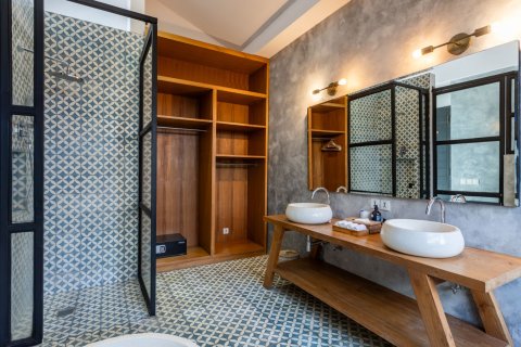 5 bedrooms House in Canggu, Badung, Bali (15751) 21