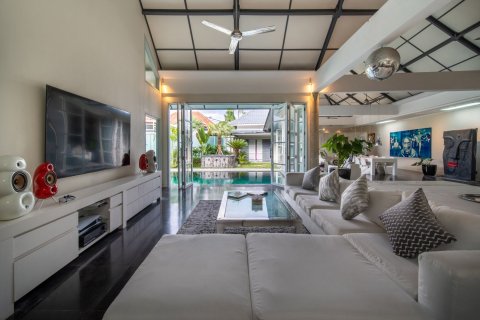 4 bedrooms Villa in South Denpasar, Denpasar, Bali (15752) 9