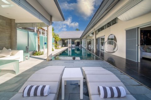 4 bedrooms Villa in South Denpasar, Denpasar, Bali (15752) 28