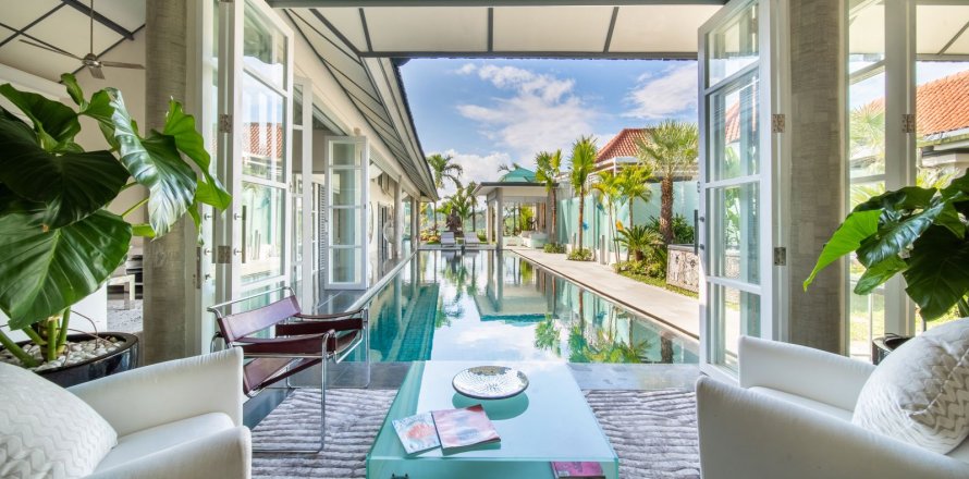4 bedrooms Villa in South Denpasar, Denpasar, Bali (15752)