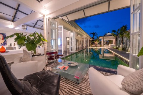4 bedrooms Villa in South Denpasar, Denpasar, Bali (15752) 5