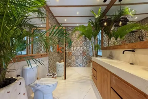 5 bedrooms Villa in Badung, Bali (17071) 20