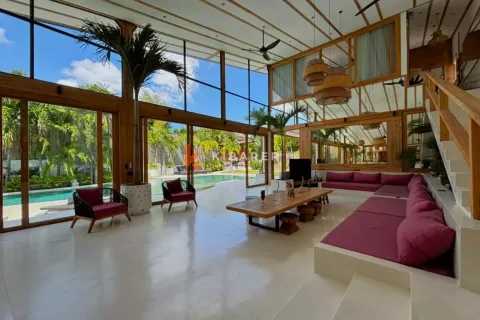 5 bedrooms Villa in Badung, Bali (17071) 3