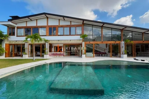 5 bedrooms Villa in Badung, Bali (17071)