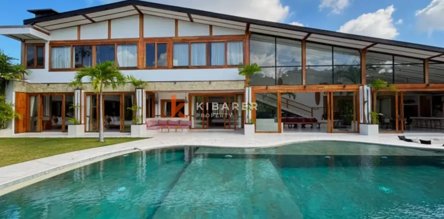5 bedrooms Villa in Badung, Bali (17071)