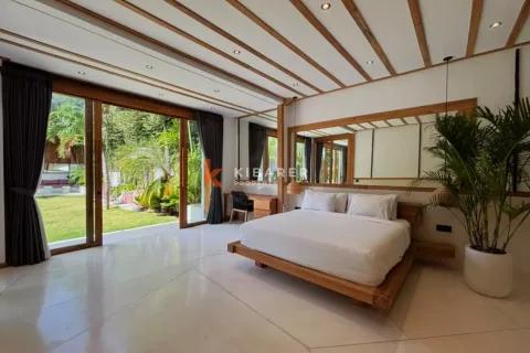5 bedrooms Villa in Badung, Bali (17071) 13