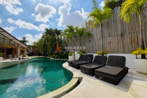 5 bedrooms Villa in Badung, Bali (17071) 30
