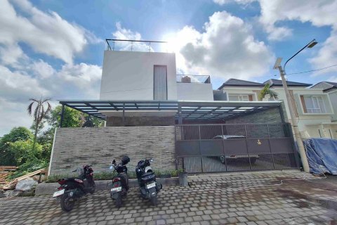 5 bedrooms House in Canggu, Badung, (9873) 10