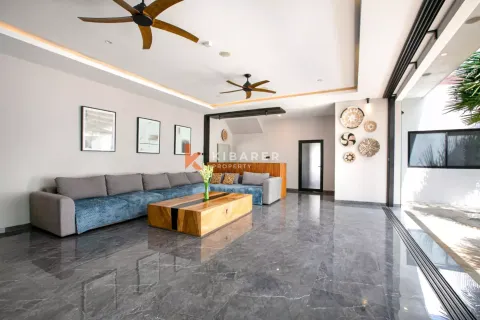 4 bedrooms Villa in Tibubeneng, Badung, Bali (13758) 3