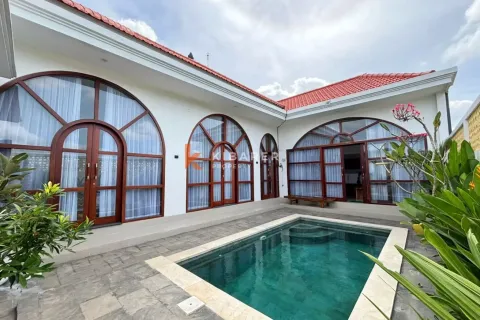3 bedrooms Villa in Tumbak Bayuh, Mengwi, Badung, Bali (13759)