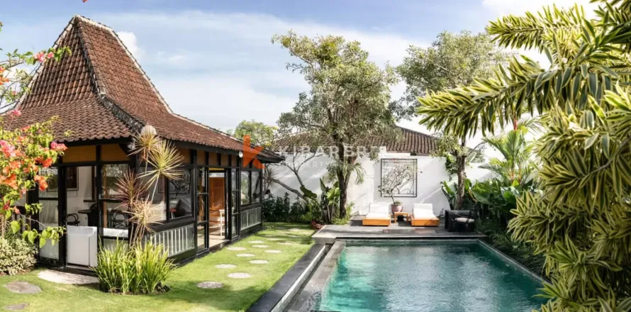 3 bedrooms Villa in Tibubeneng, Badung, Bali (12468)