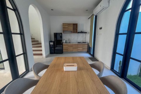 Вилла с 3 спальнями в Унгасан, Бадунг,  (9855) 7