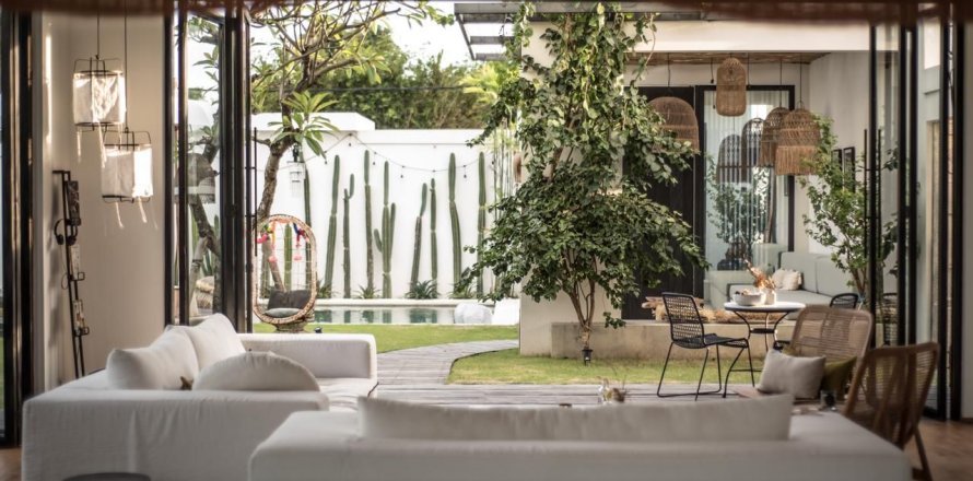 3 bedrooms House in Pererenan, Mengwi, Badung, Bali (15818)