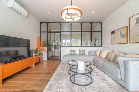 4 bedrooms Villa in Tibubeneng, Badung, Bali (13174) 12
