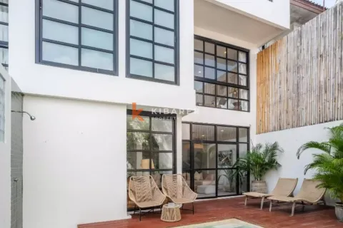 2 bedrooms Villa in Tibubeneng, Badung, Bali (13171)