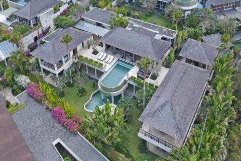 Вилла с 6 спальнями в Южная Кута, Бадунг,  (1302) 3