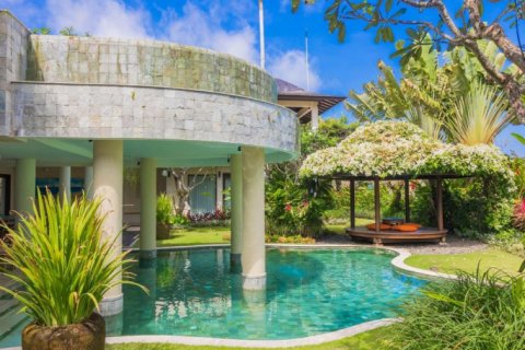 Вилла с 6 спальнями в Южная Кута, Бадунг,  (1302) 11