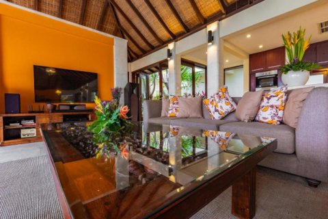 Вилла с 6 спальнями в Южная Кута, Бадунг,  (1302) 15