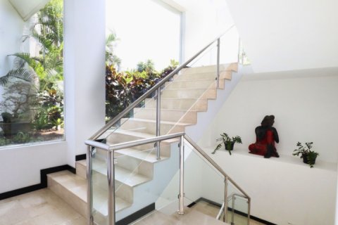 6 bedrooms Villa in South Kuta, Badung, Bali (1448) 11