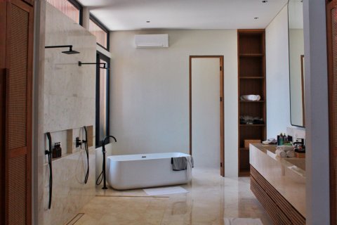 6 bedrooms Villa in Pecatu, Badung, Bali (4506) 10