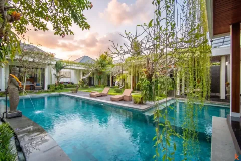 4 bedrooms Villa in Ubud, Gianyar, Bali (11559)