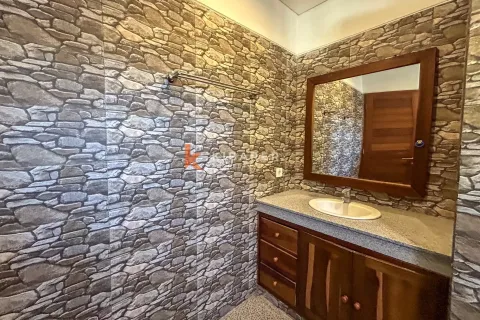 3 bedrooms Villa in Tumbak Bayuh, Mengwi, Badung, Bali (12392) 11