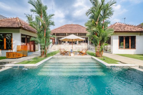 3 bedrooms Villa in Canggu, Badung, Bali (14795)