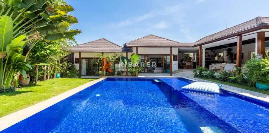 4 bedrooms Villa in Kerobokan, Badung, Bali (12493)