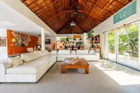 4 bedrooms Villa in Kerobokan, Badung, Bali (12493) 4